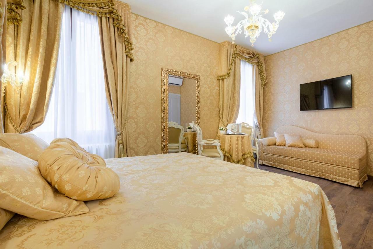 Canal View San Marco Luxury Rooms Венеція Екстер'єр фото